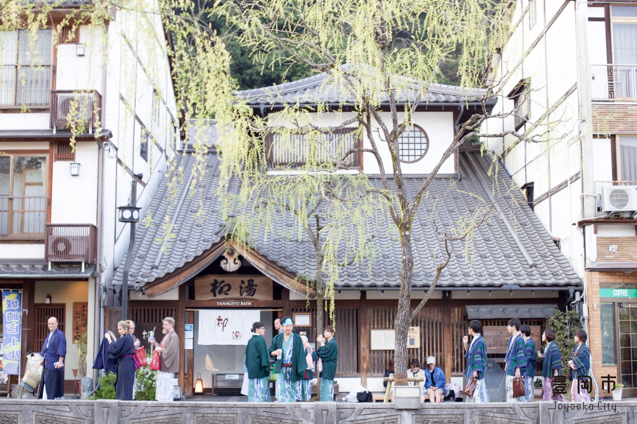 活動歴および当時の関連ビジュアル記録